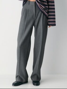 Wilfred - The Effortless Pant